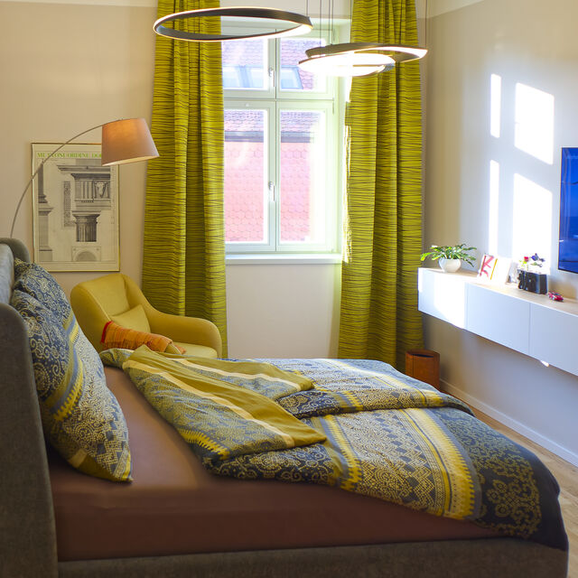 Comfortable sleeping with lots of space, cosy bed and high-quality bed linen